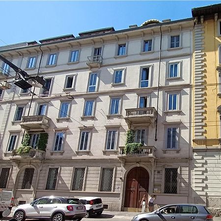 מילאנו Sahi - Residenza Corso Italia Tre Camere, Due Bagni E Un Salone מראה חיצוני תמונה